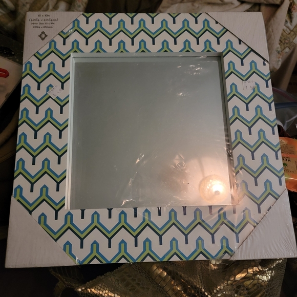 16x16 Brand New Square Concepts In Time Wood Mirror - Picture 3 of 8
